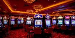 Fitur permainan bonus di PG Soft dengan simbol scatter dan putaran gratis